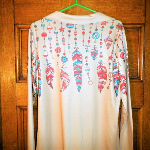 *** Native Feather Design***  TOP- Large / X Large - Picture 3 of 3